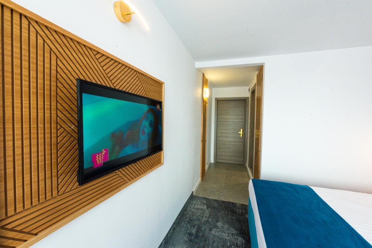 Hotel Parc Mamaia Buitenkant foto