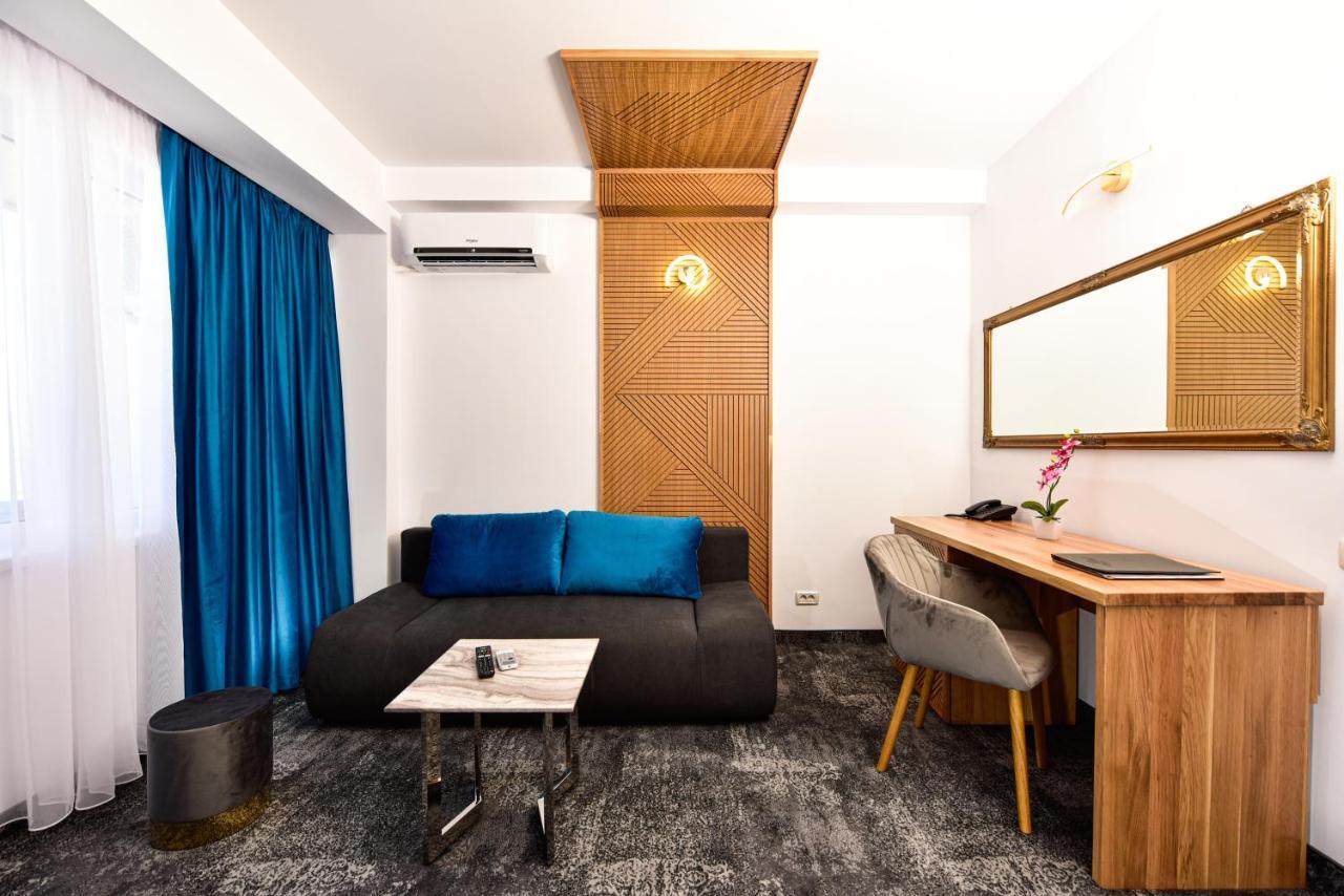 Hotel Parc Mamaia Buitenkant foto