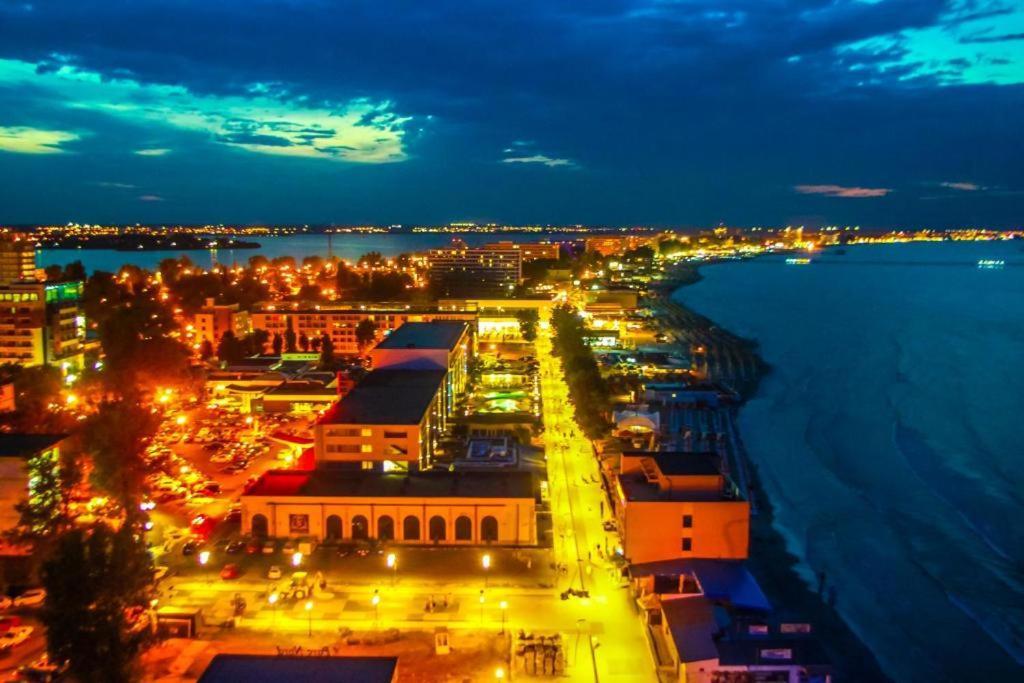 Hotel Parc Mamaia Buitenkant foto