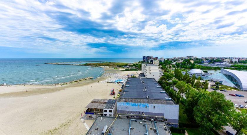 Hotel Parc Mamaia Buitenkant foto