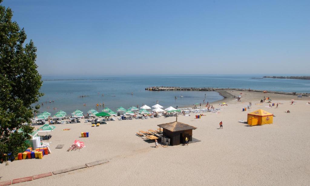 Hotel Parc Mamaia Buitenkant foto